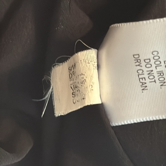 Banana Republic Rear Zipper Detail Pleated Lined Mini Skirt in Black Size 4 - Picture 9 of 9